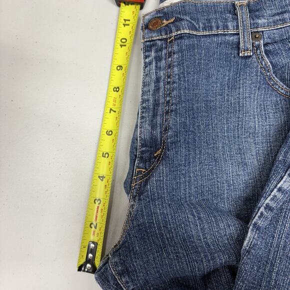 Levi’s 550 Jeans Women’s Size 12 Long Blue Medium Wash Relaxed Bootcut Red Tab - Picture 7 of 11